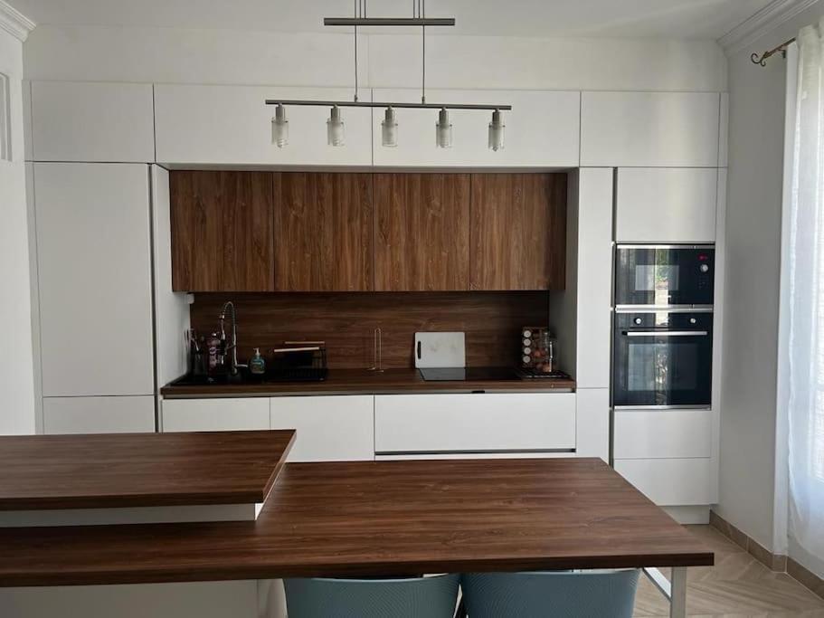Grande Maison En Bords De Marne - 25 Min De Paris Кретей Экстерьер фото